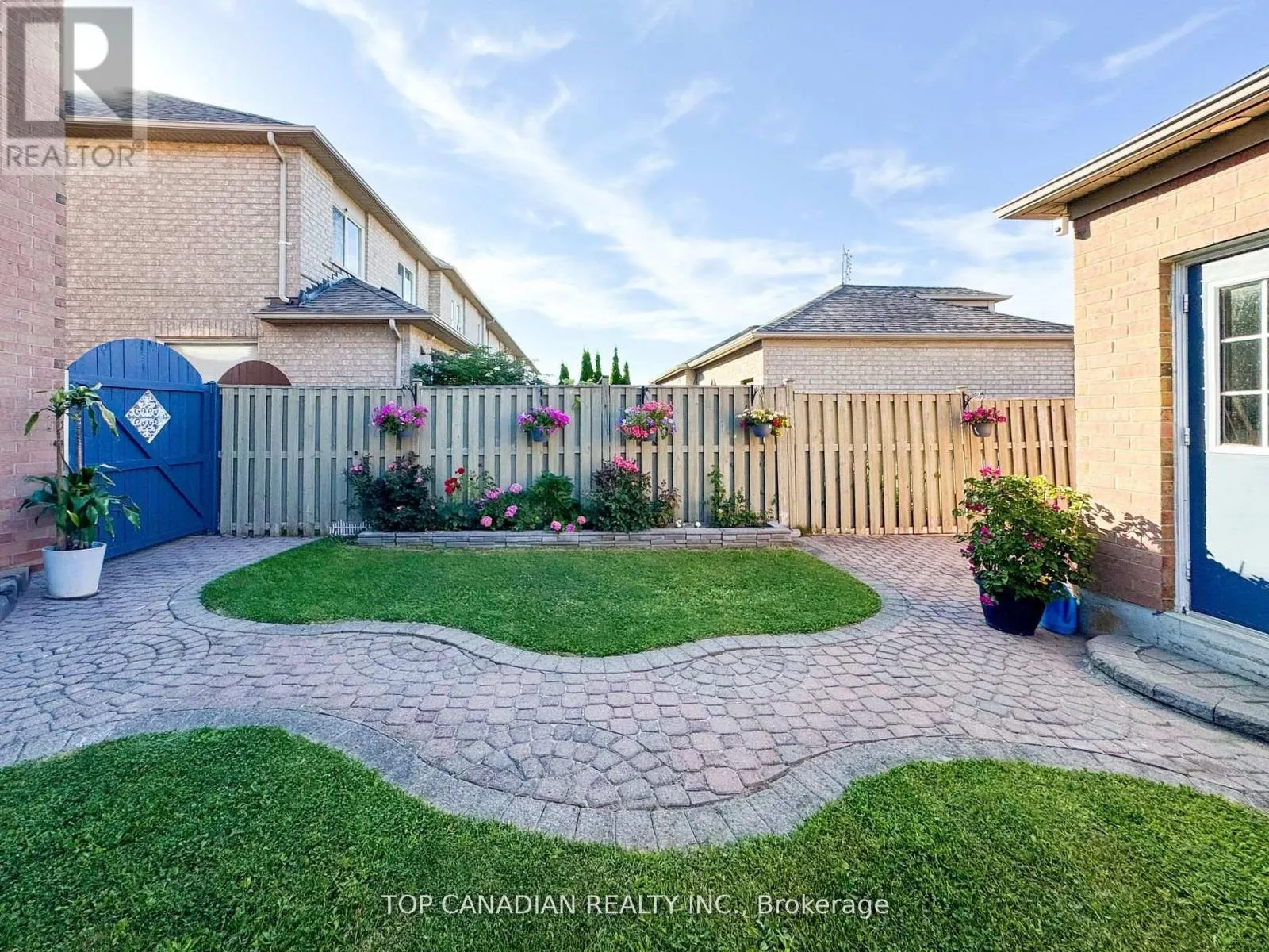 5827 RAINBERRY DRIVE