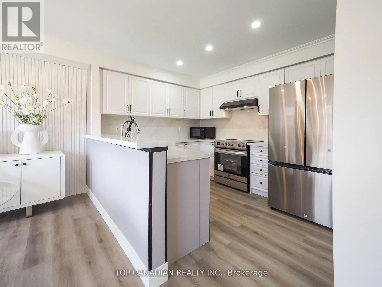5827 RAINBERRY DRIVE