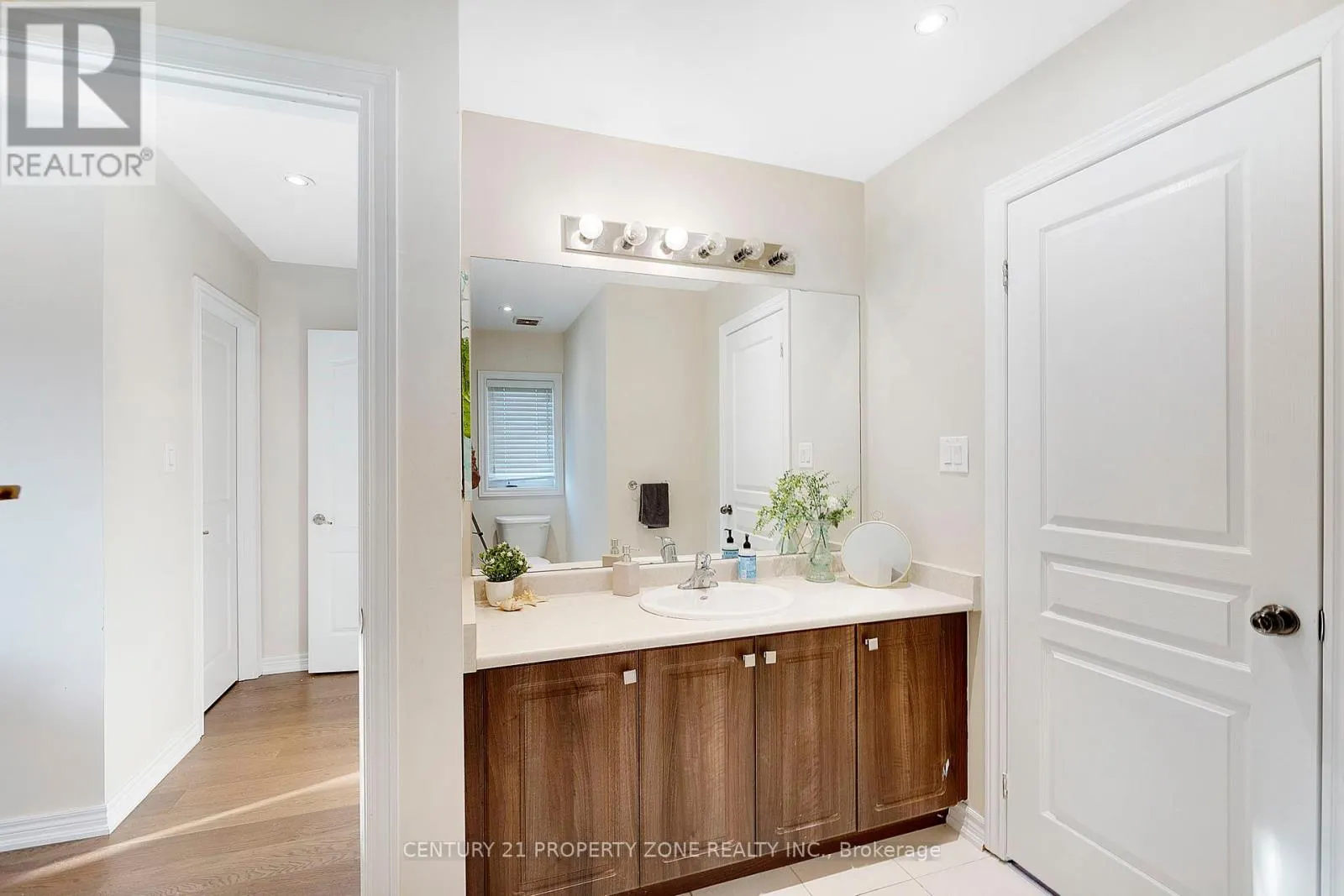 161 BONNIE BRAES DRIVE