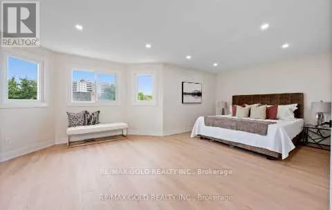 68 BLACKWELL PLACE N