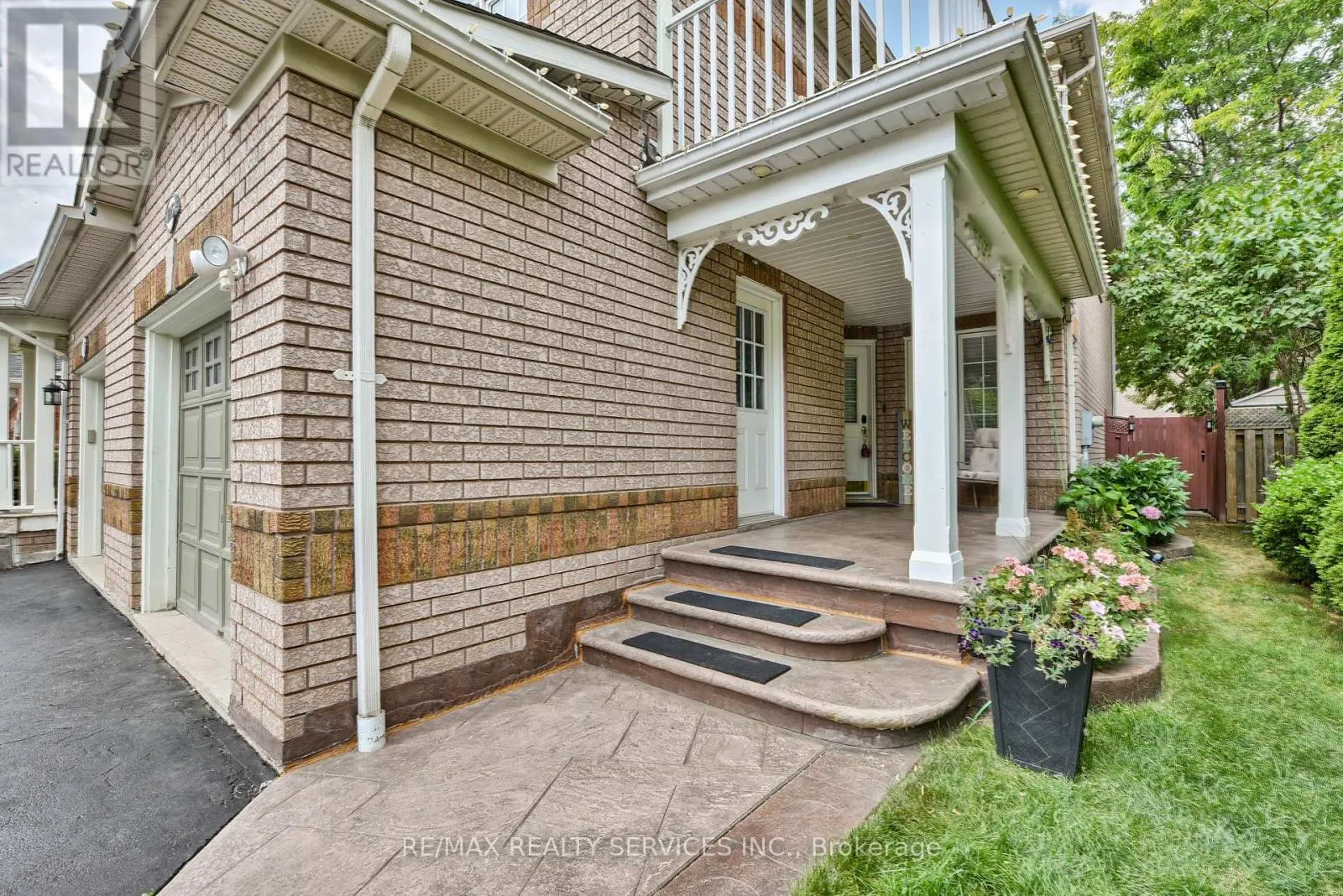 1075 CARDING MILL PLACE