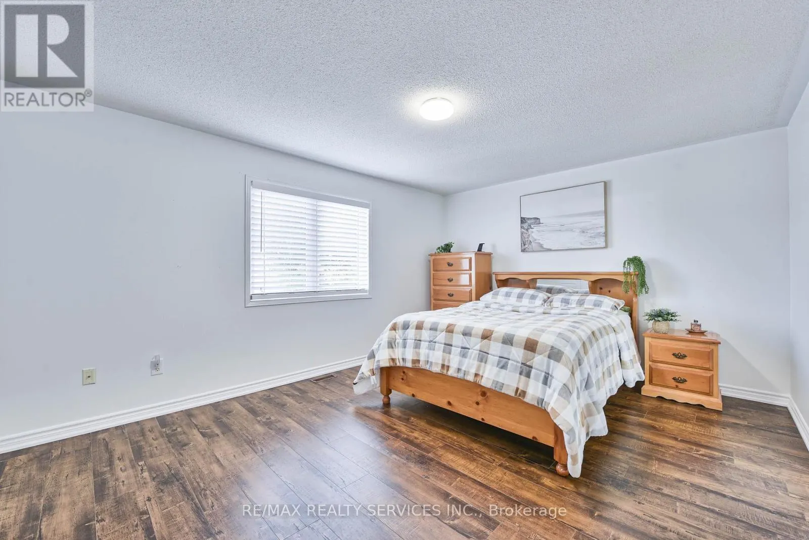 1075 CARDING MILL PLACE