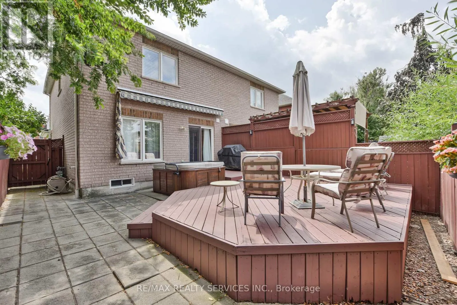 1075 CARDING MILL PLACE