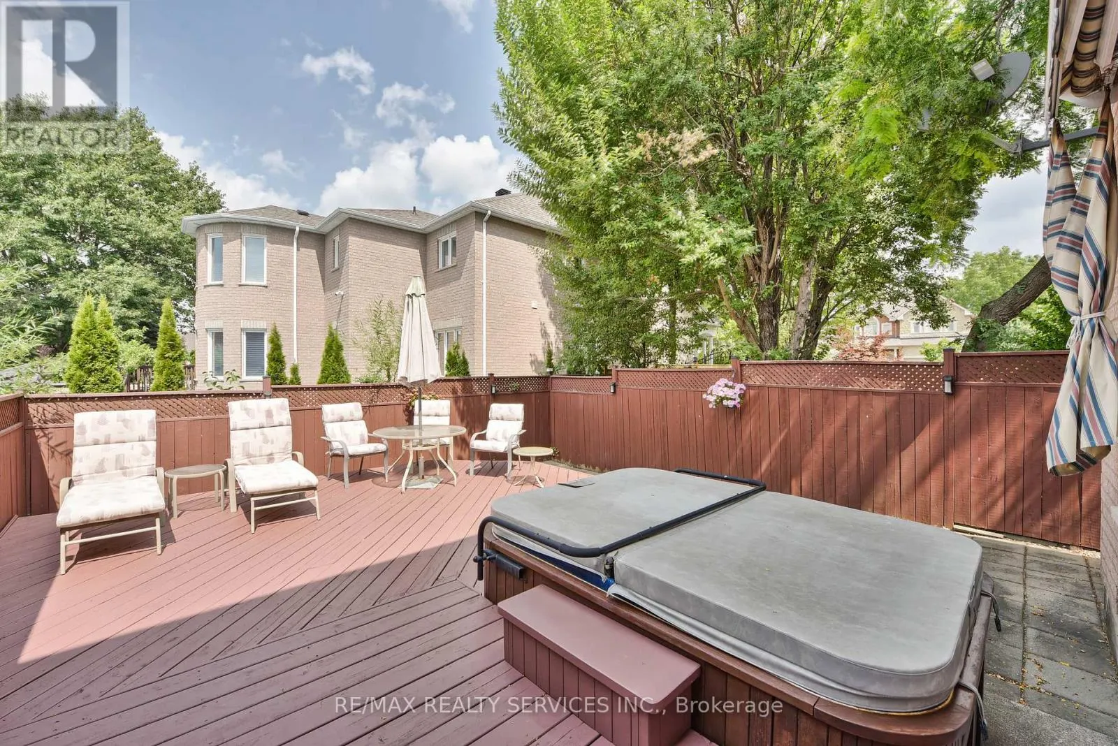1075 CARDING MILL PLACE