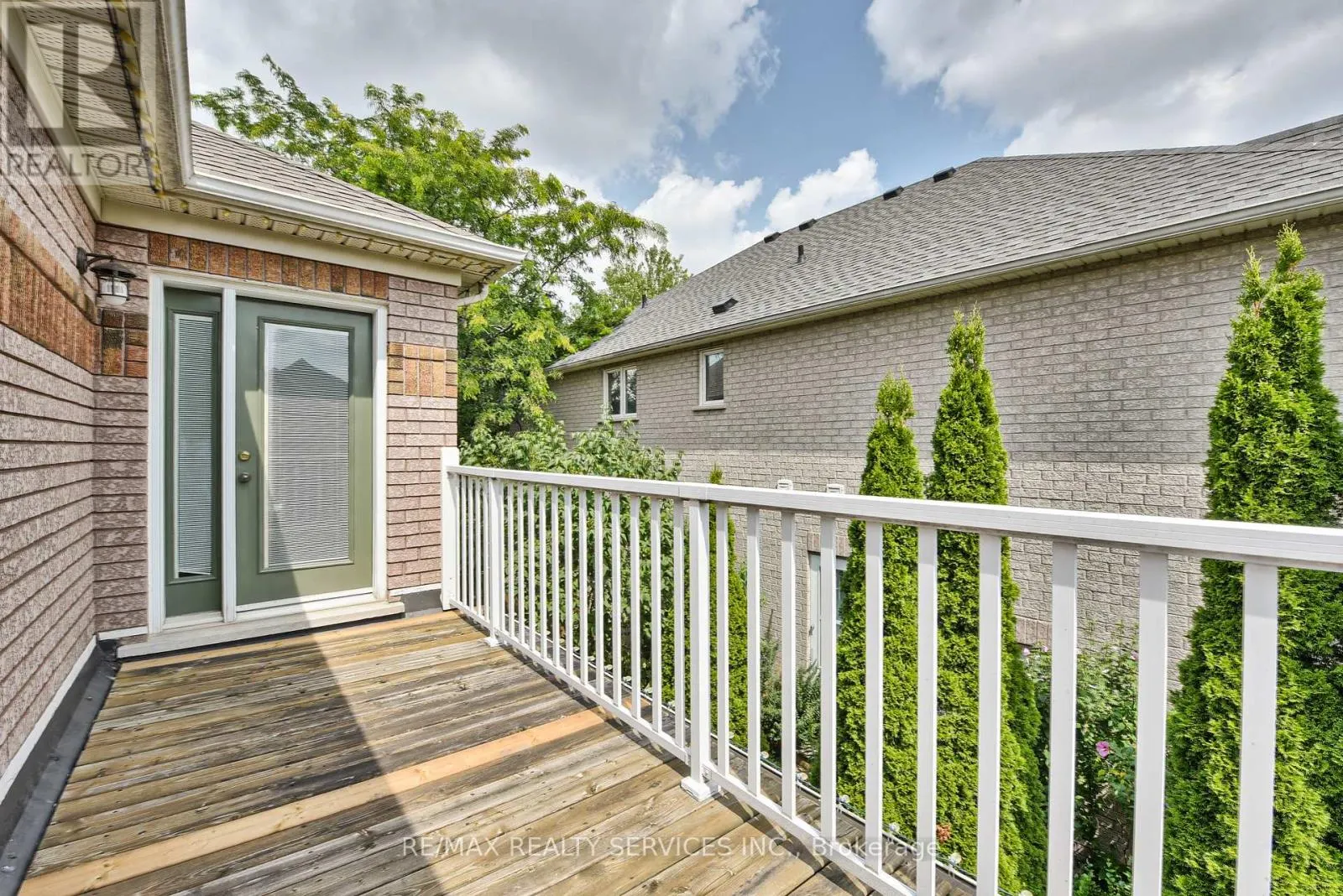 1075 CARDING MILL PLACE