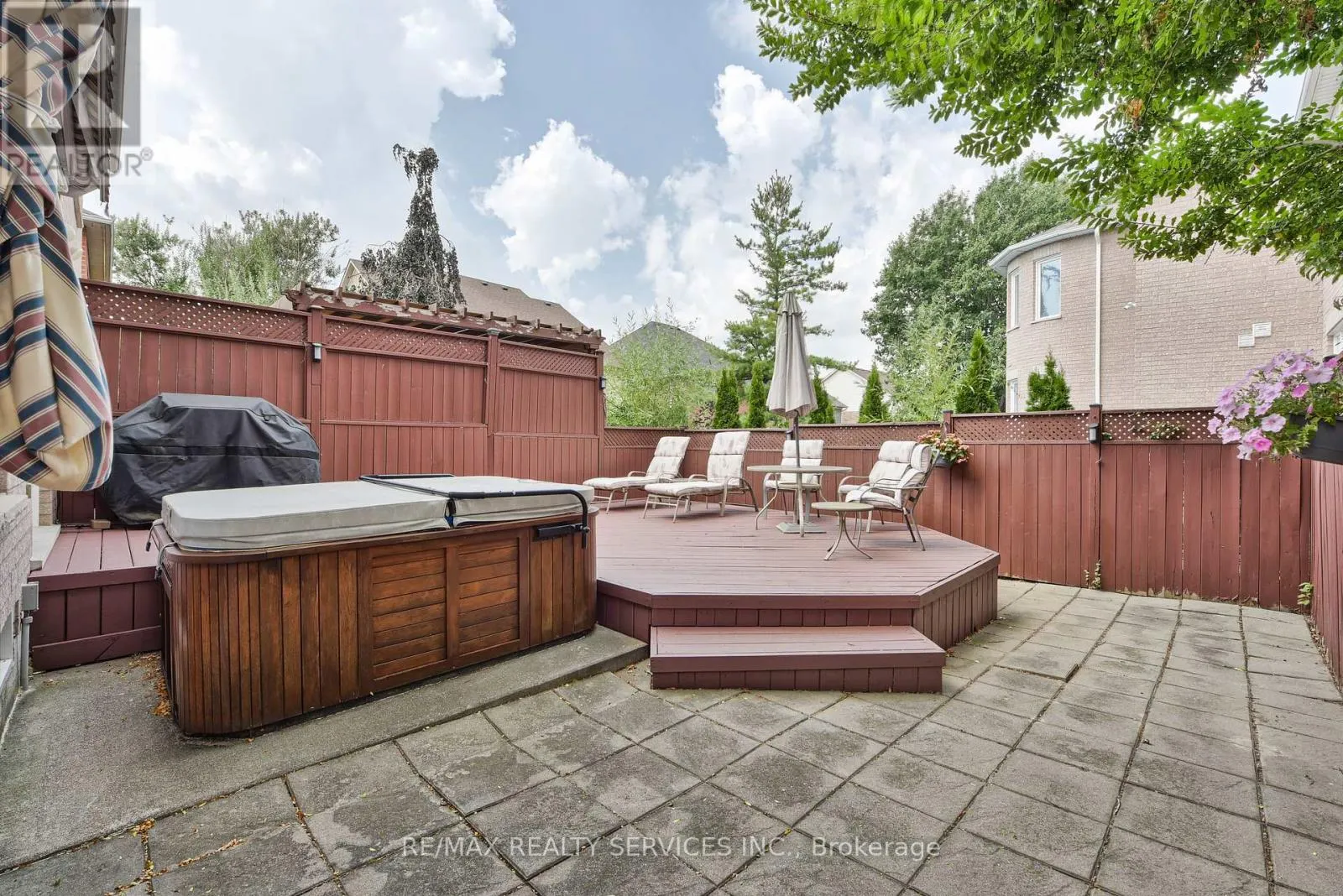 1075 CARDING MILL PLACE