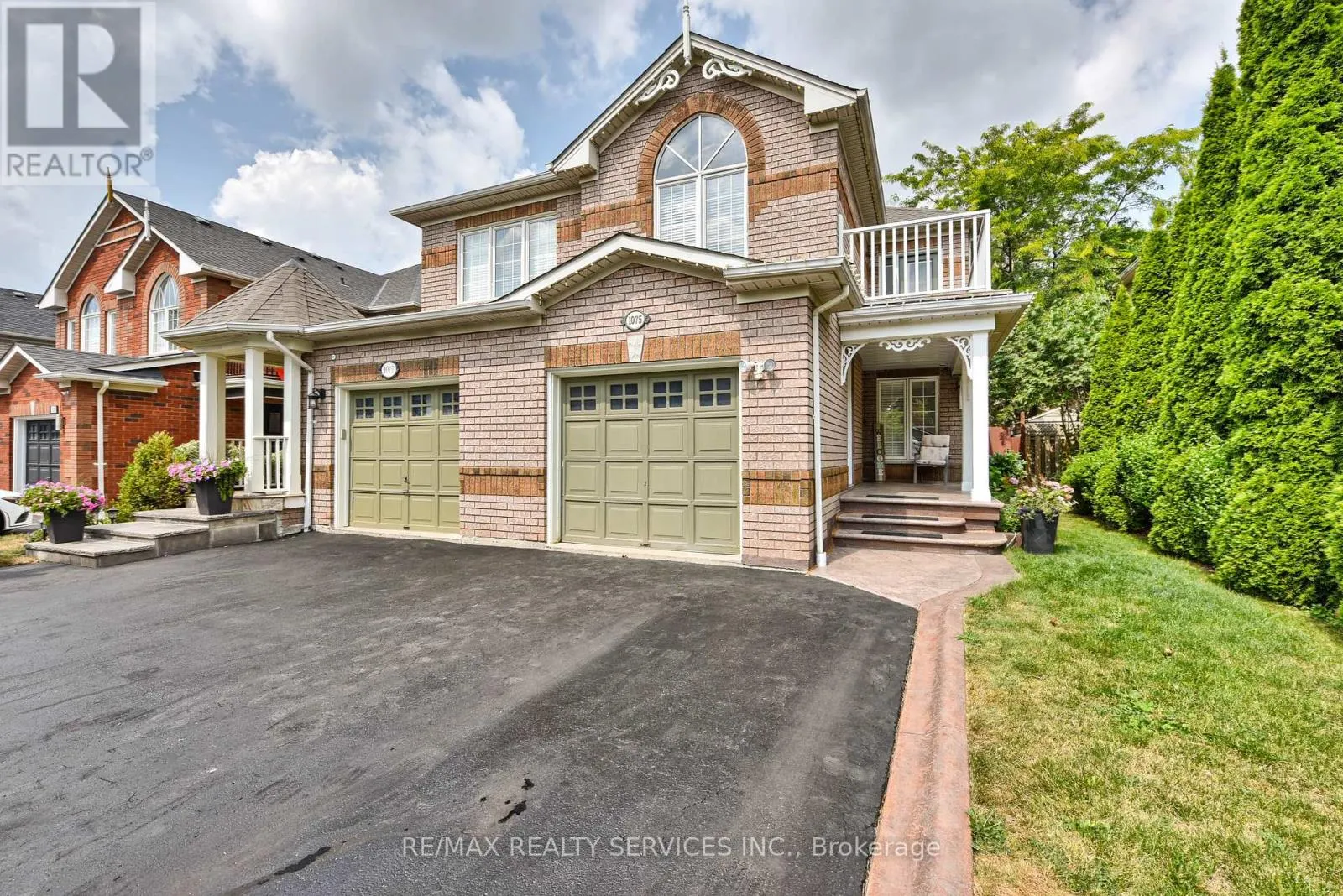 1075 CARDING MILL PLACE