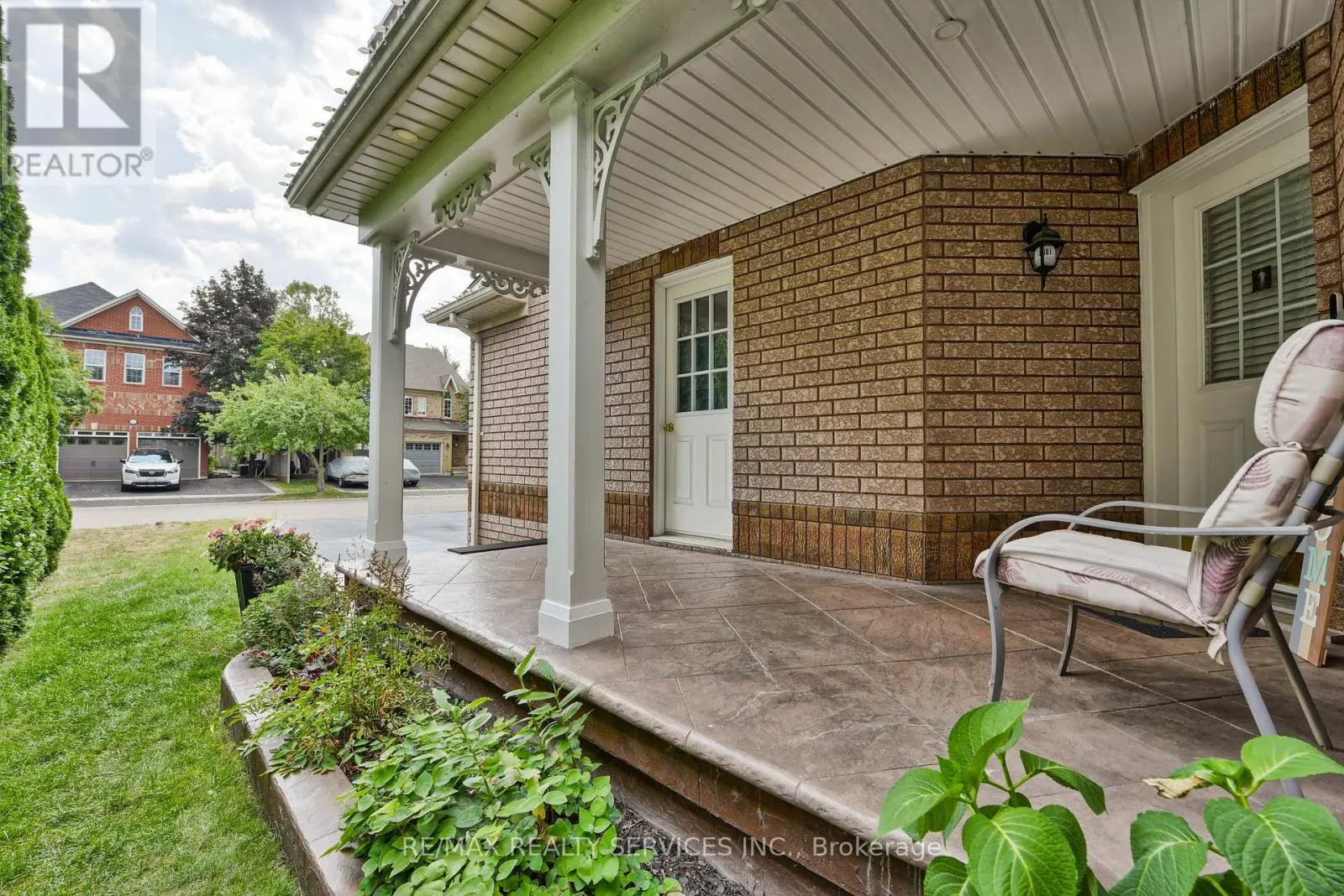 1075 CARDING MILL PLACE