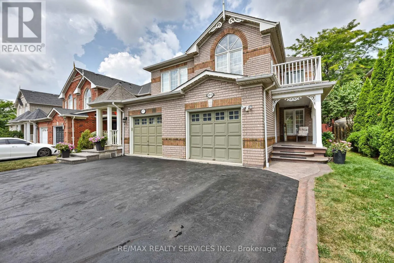 1075 CARDING MILL PLACE