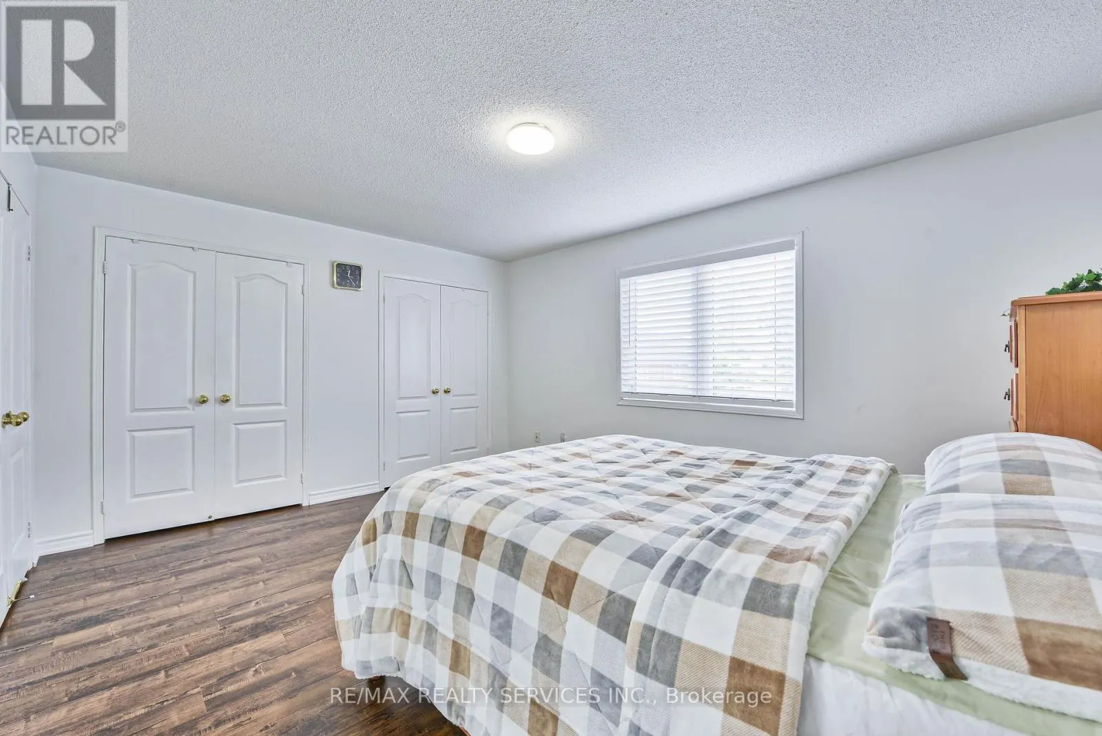 1075 CARDING MILL PLACE
