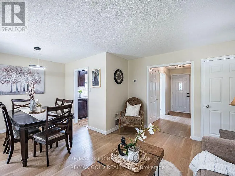 33 ST. EMILION WAY