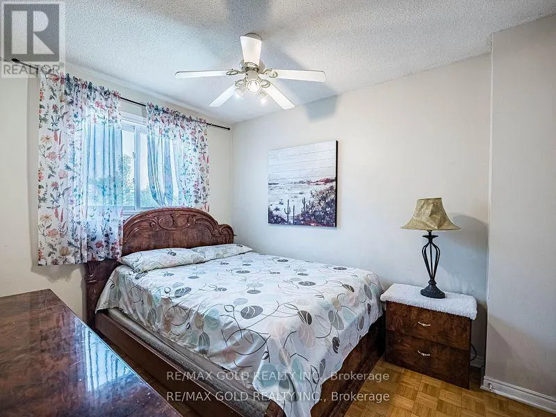 33 ST. EMILION WAY