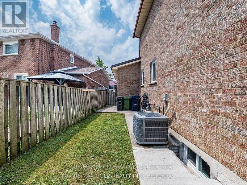 33 ST. EMILION WAY