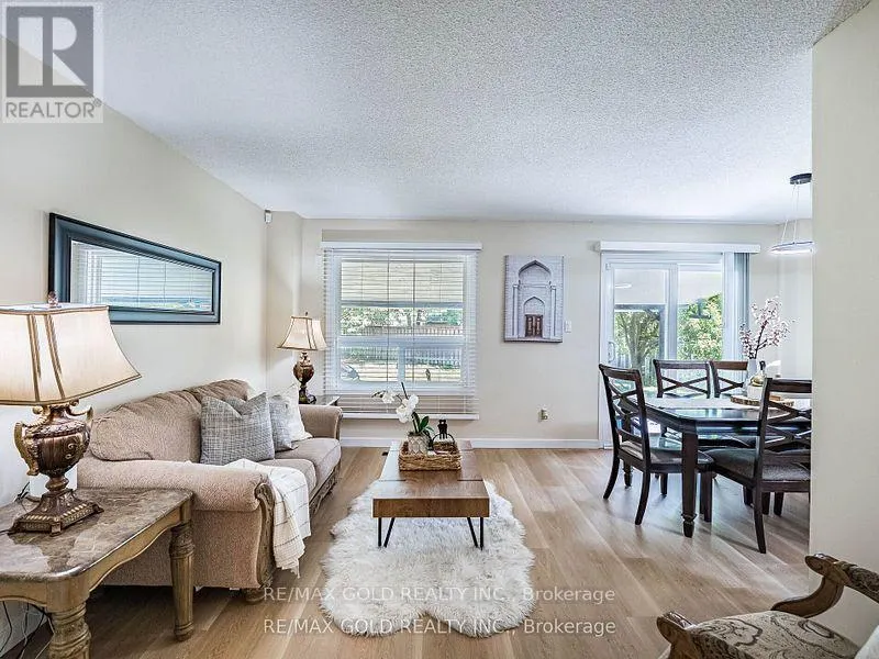 33 ST. EMILION WAY