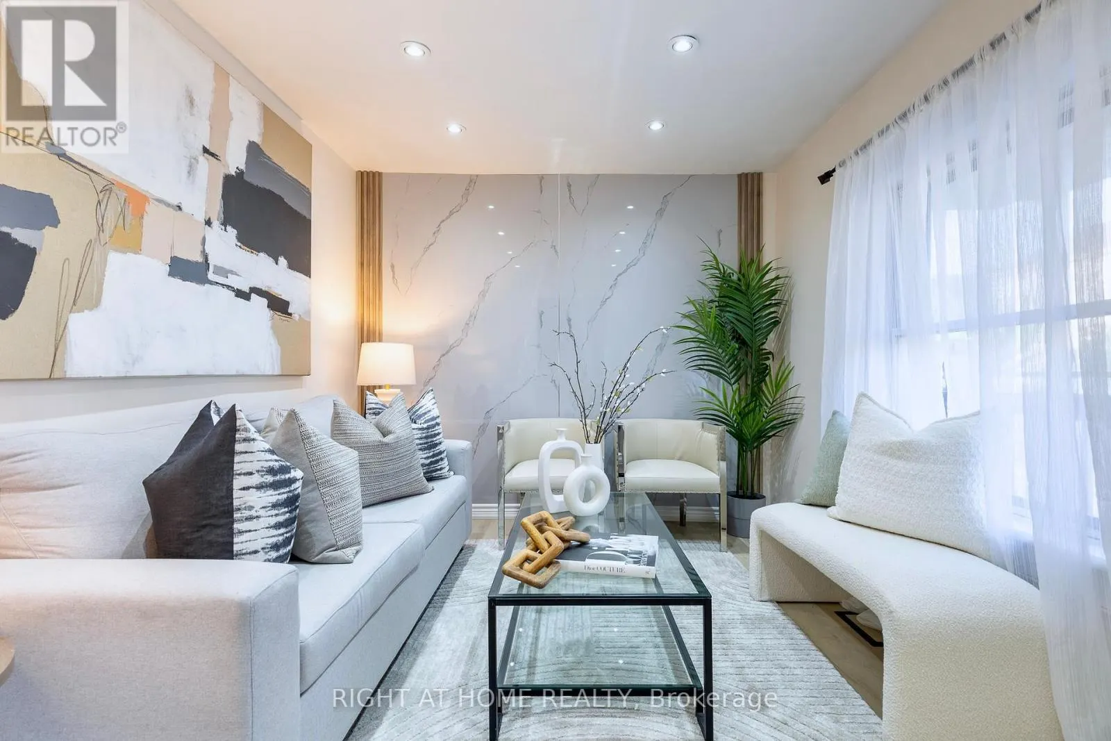 266 EARLSCOURT AVENUE