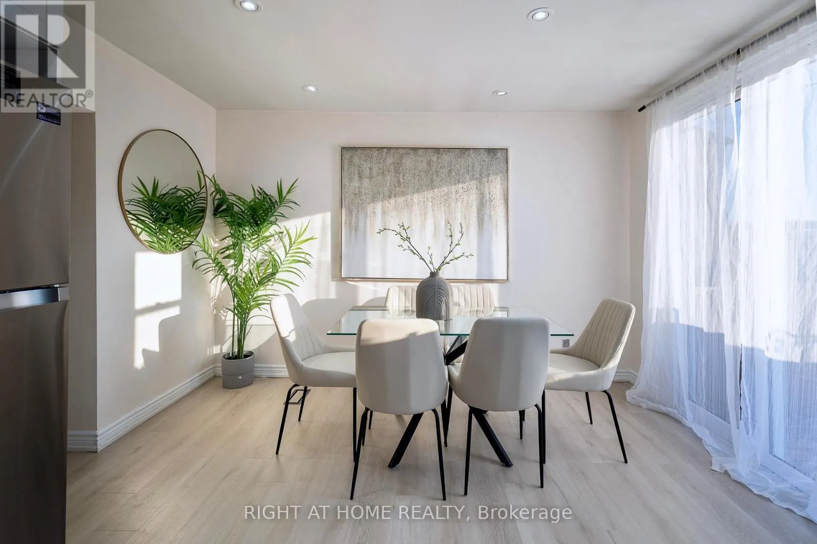 266 EARLSCOURT AVENUE