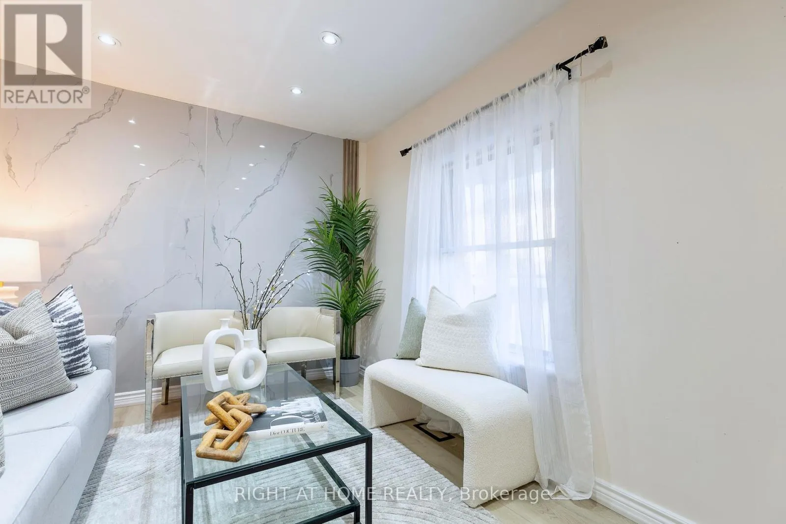266 EARLSCOURT AVENUE