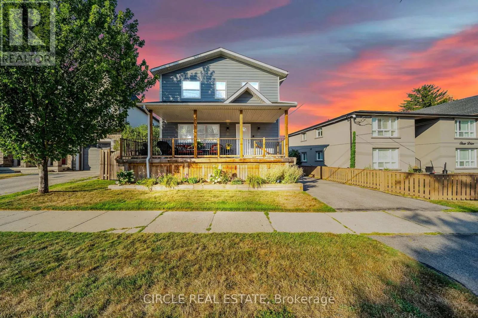1043 SHAW DRIVE