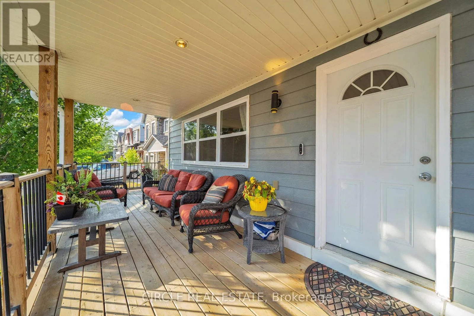 1043 SHAW DRIVE