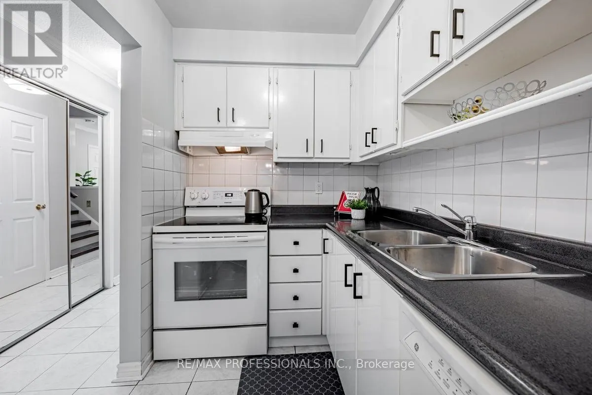 41 - 1180 MISSISSAUGA VALLEY BOULEVARD