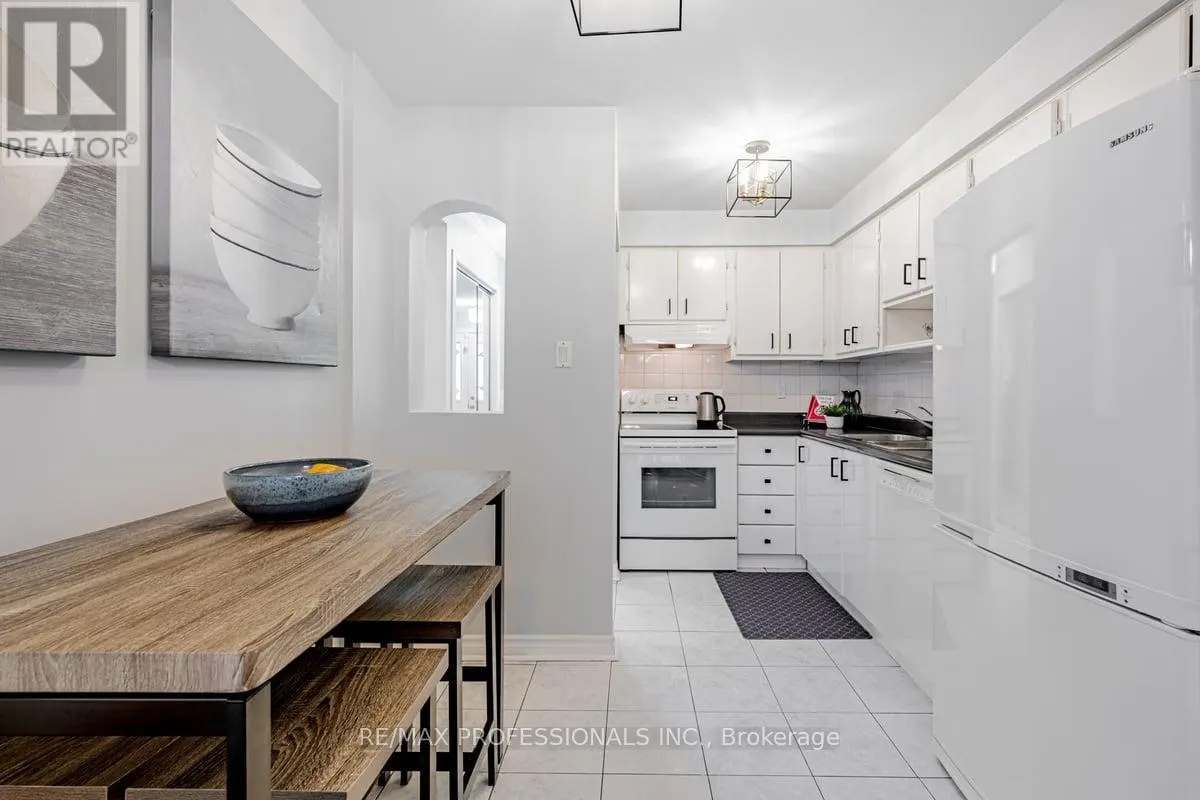 41 - 1180 MISSISSAUGA VALLEY BOULEVARD