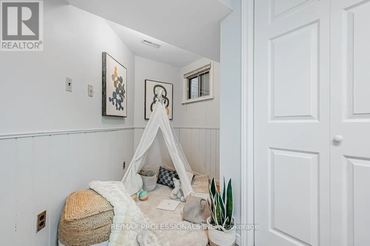 41 - 1180 MISSISSAUGA VALLEY BOULEVARD