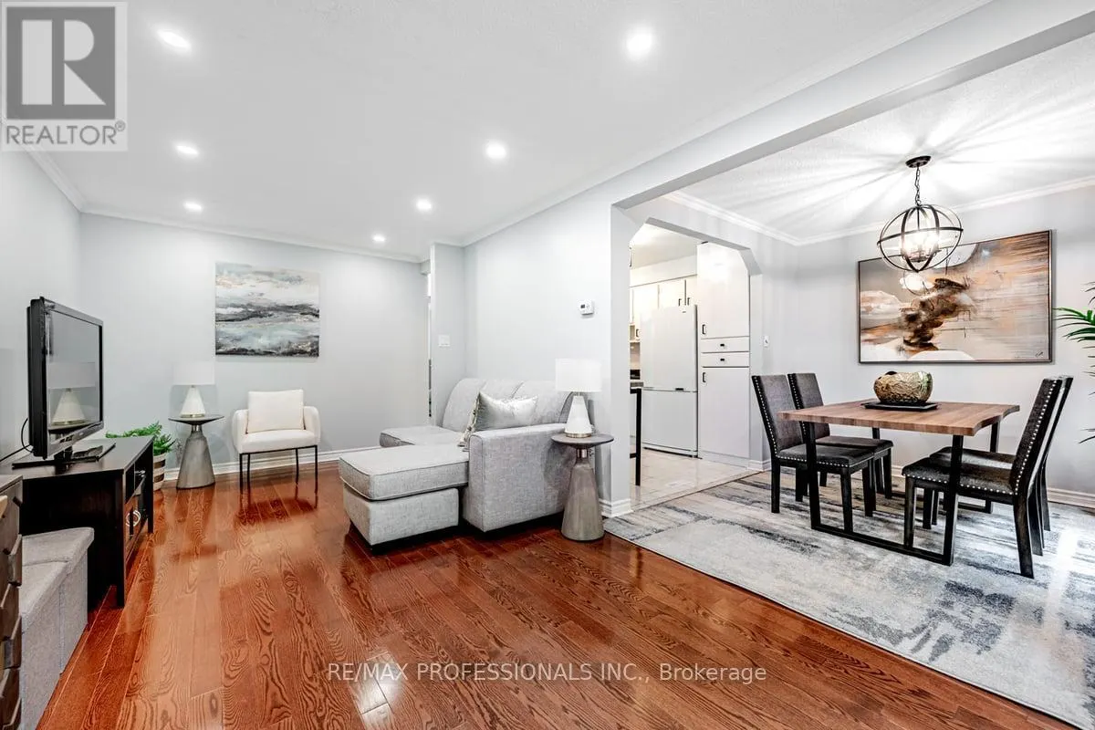 41 - 1180 MISSISSAUGA VALLEY BOULEVARD
