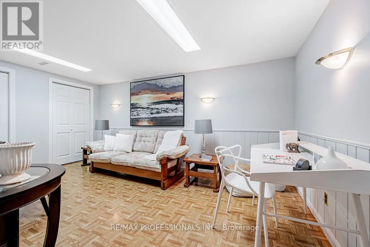 41 - 1180 MISSISSAUGA VALLEY BOULEVARD