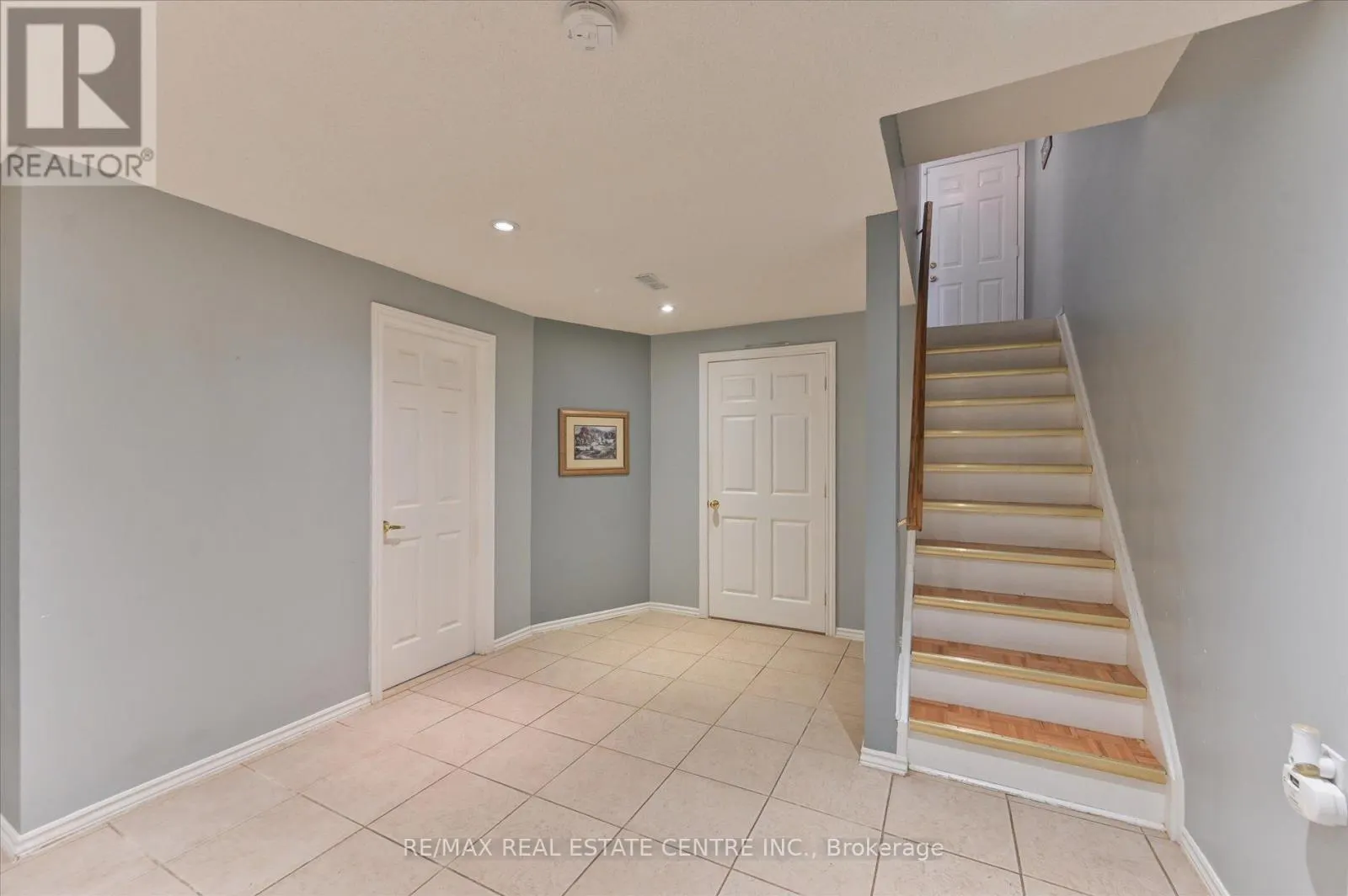 1091 WINDBROOK GROVE
