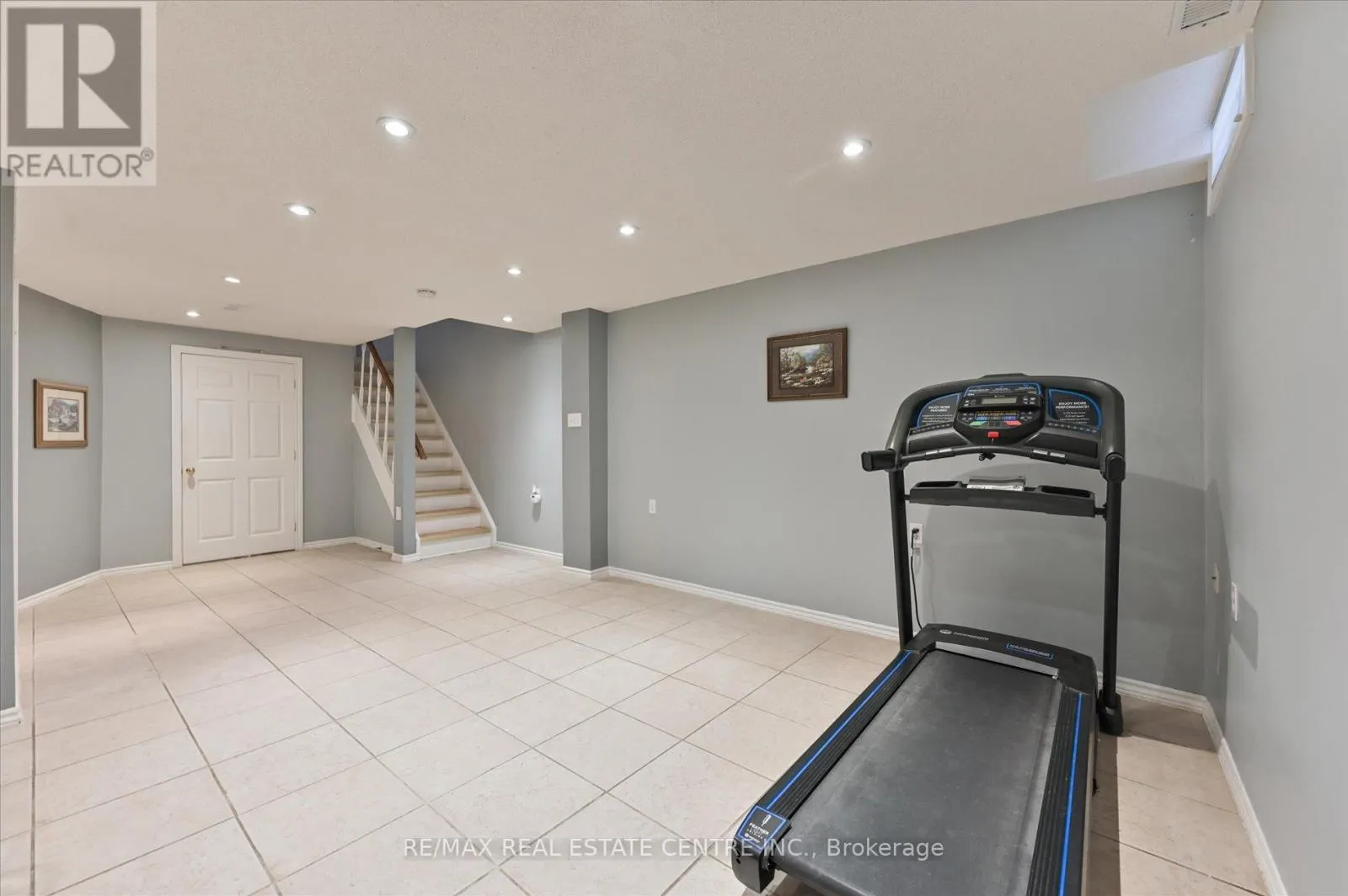 1091 WINDBROOK GROVE