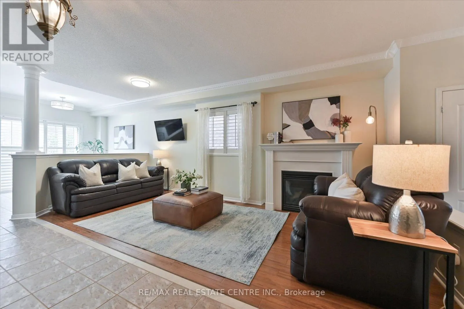 1091 WINDBROOK GROVE