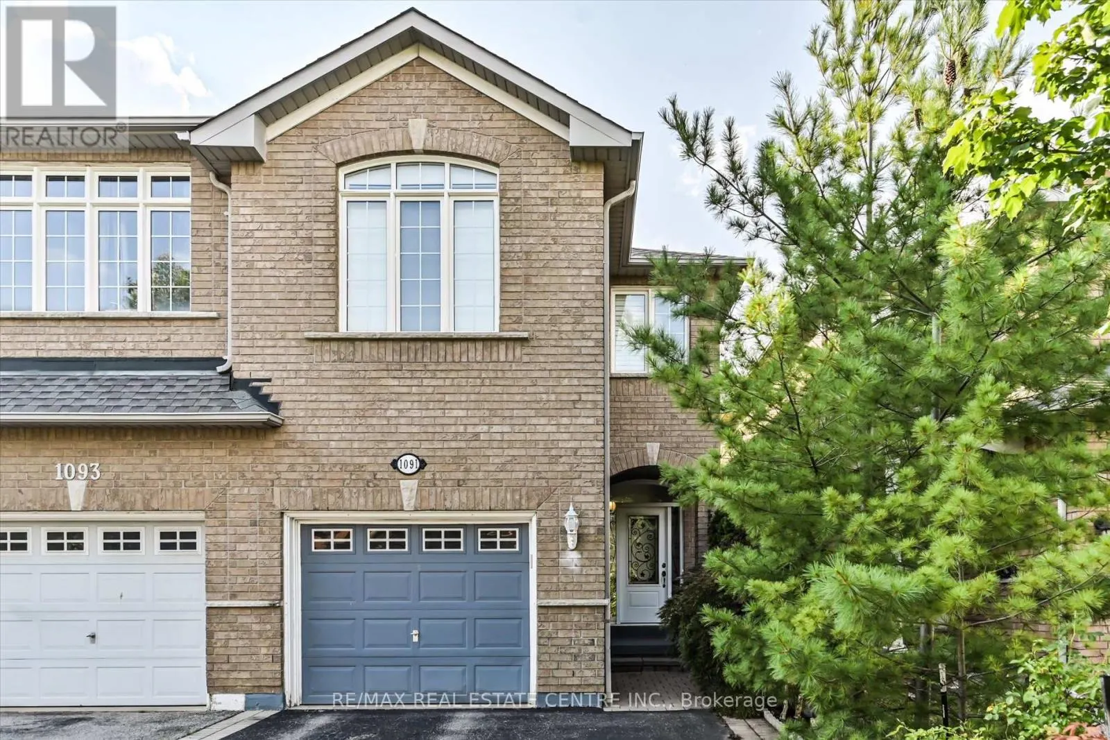 1091 WINDBROOK GROVE