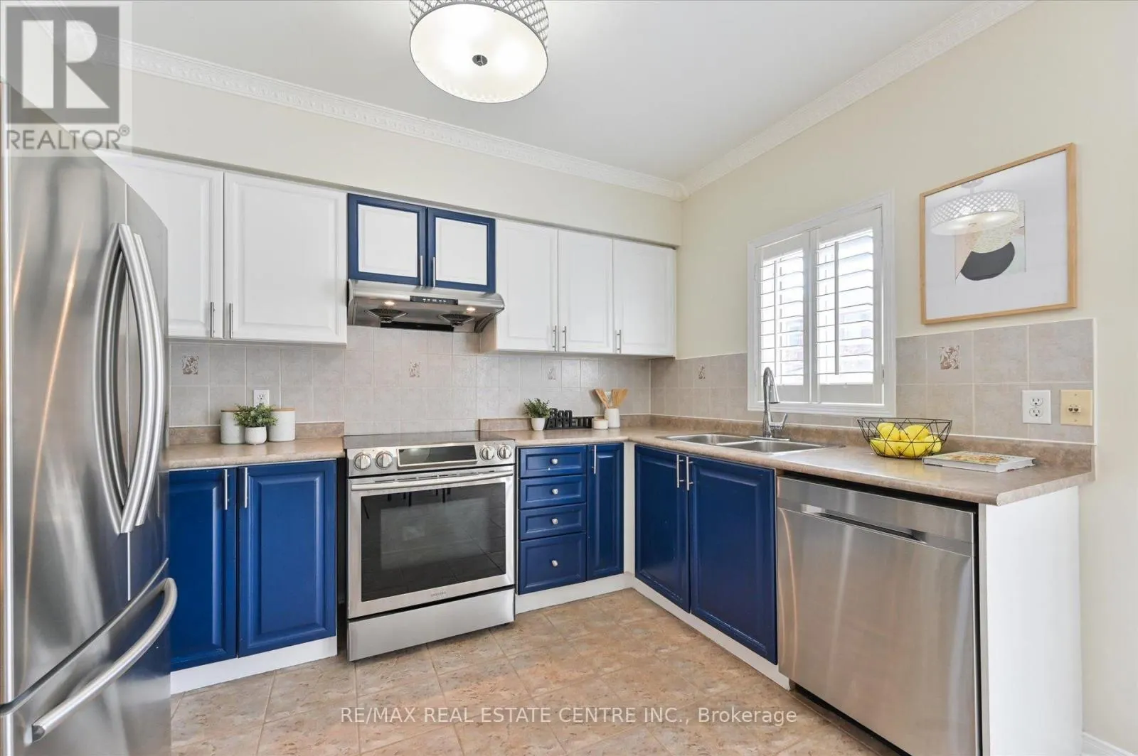 1091 WINDBROOK GROVE