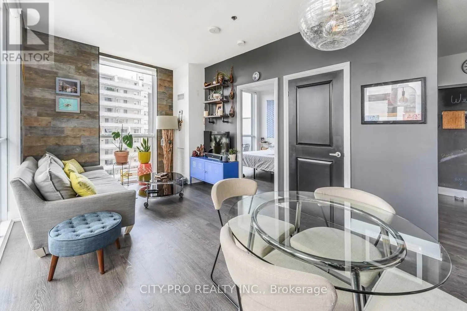 505 - 55 SPEERS ROAD S
