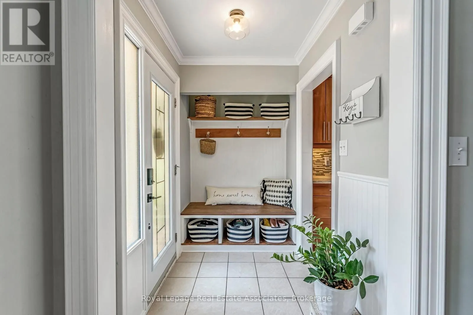 20 BAYLOR CRESCENT