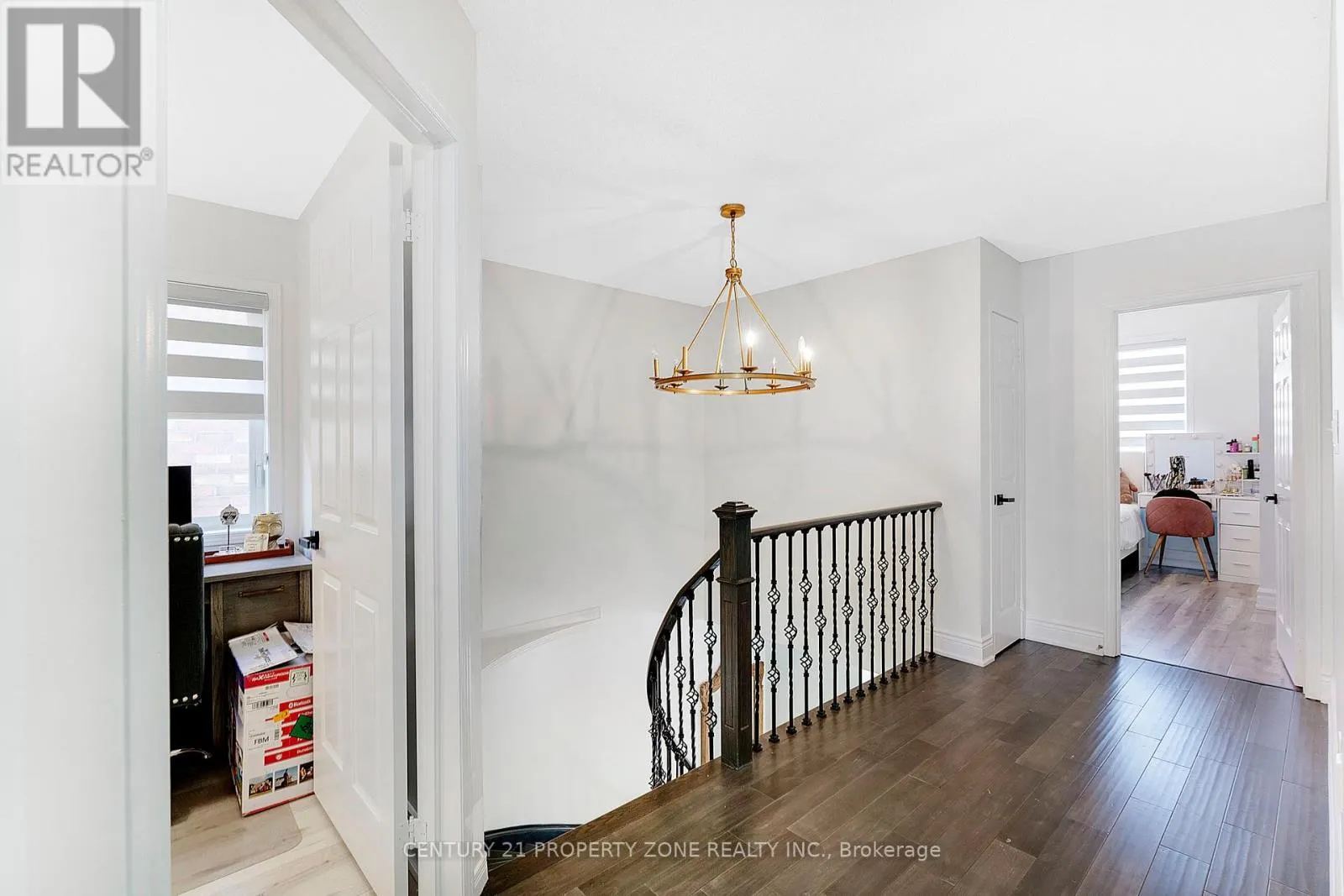 12 LEDGEROCK ROAD
