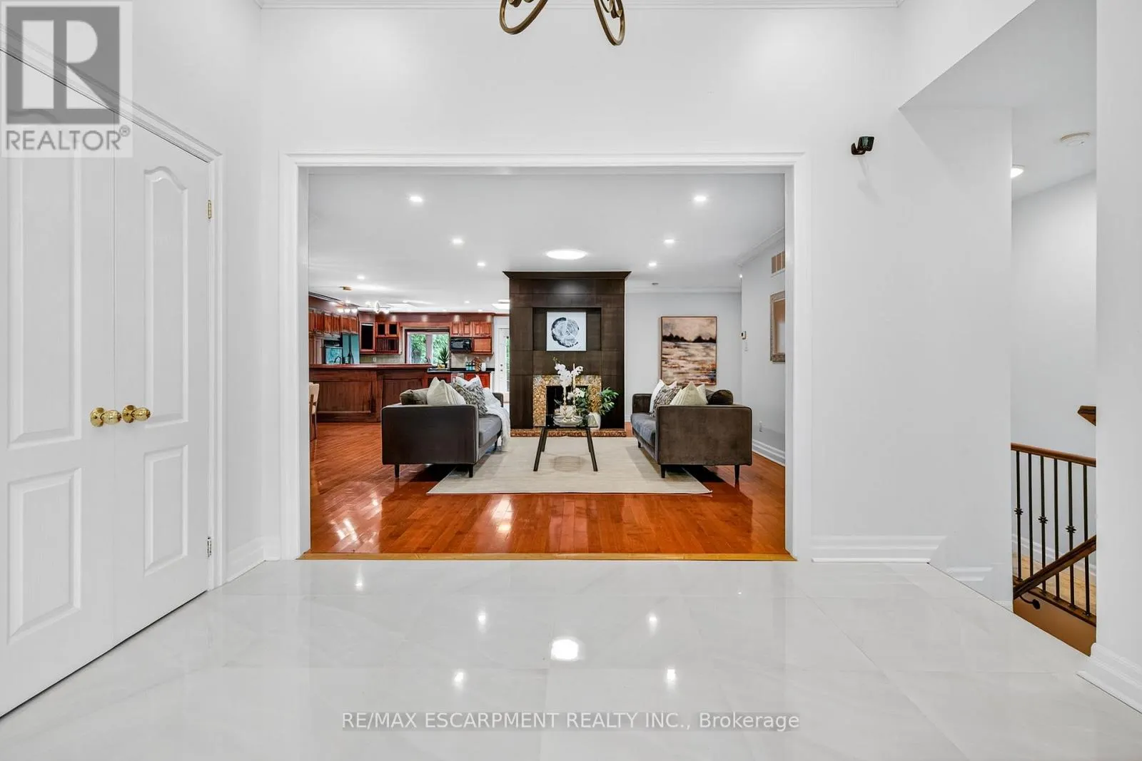 1262 MISSISSAUGA ROAD