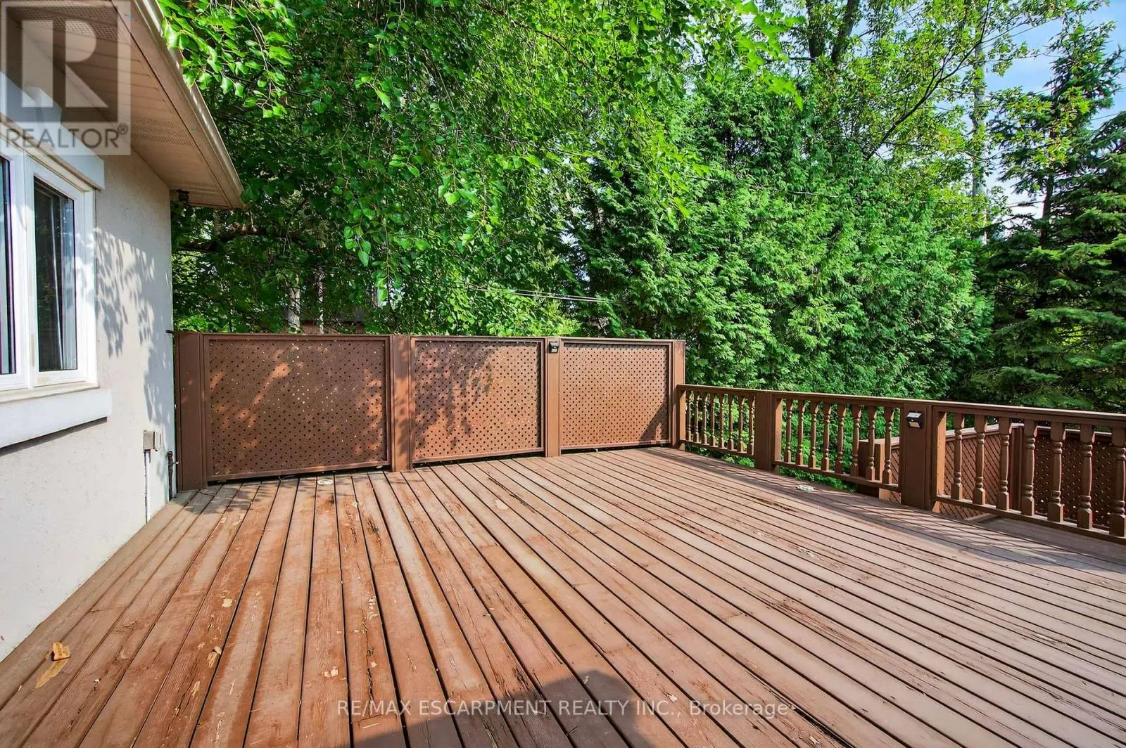 1262 MISSISSAUGA ROAD
