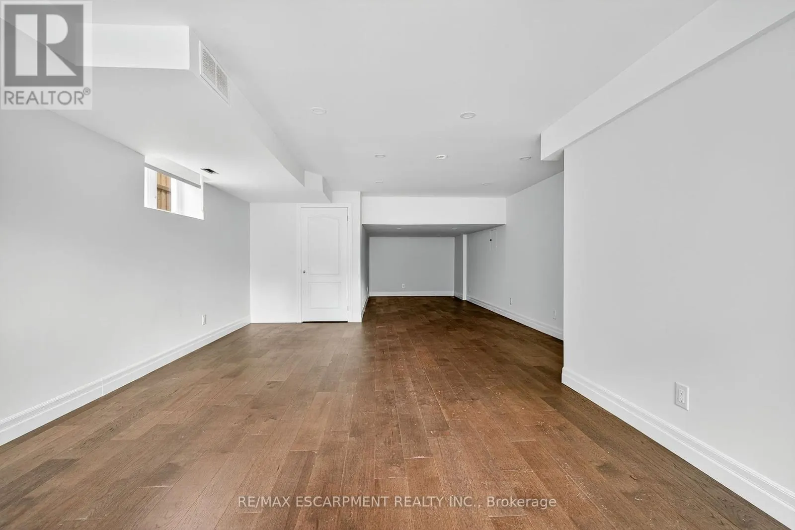 1262 MISSISSAUGA ROAD