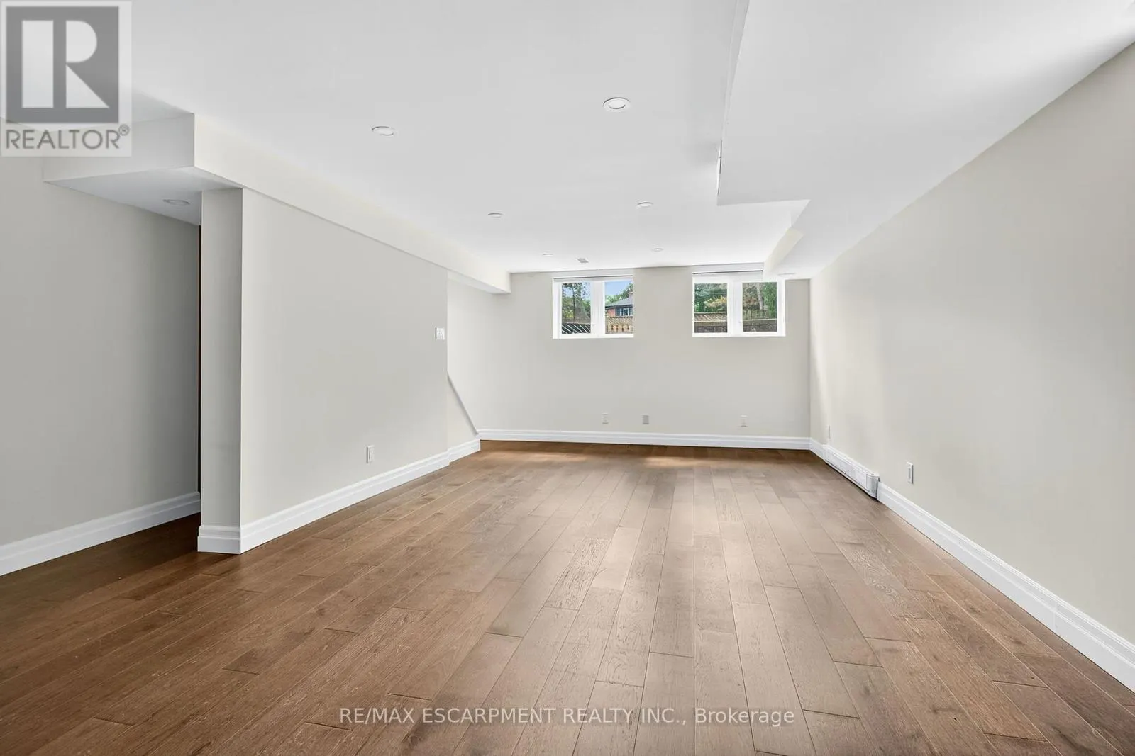 1262 MISSISSAUGA ROAD