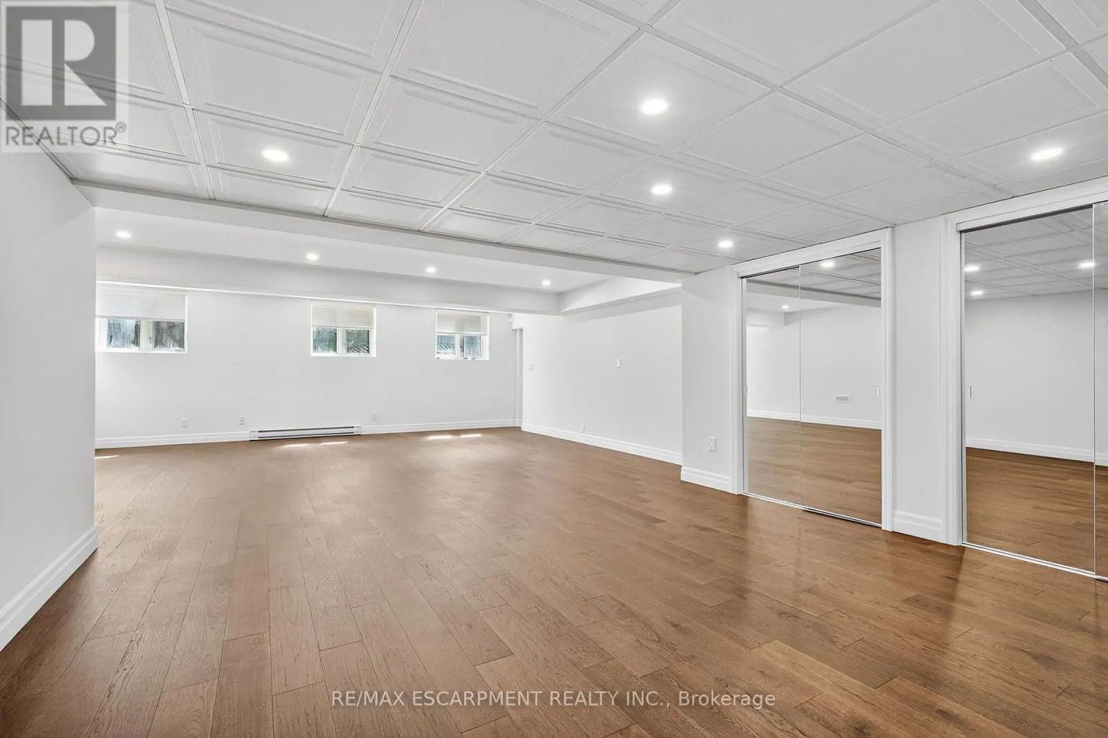 1262 MISSISSAUGA ROAD