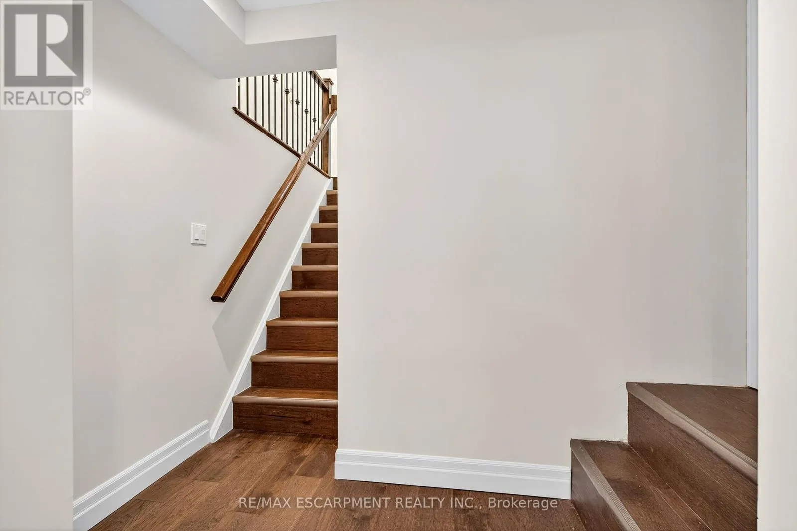 1262 MISSISSAUGA ROAD