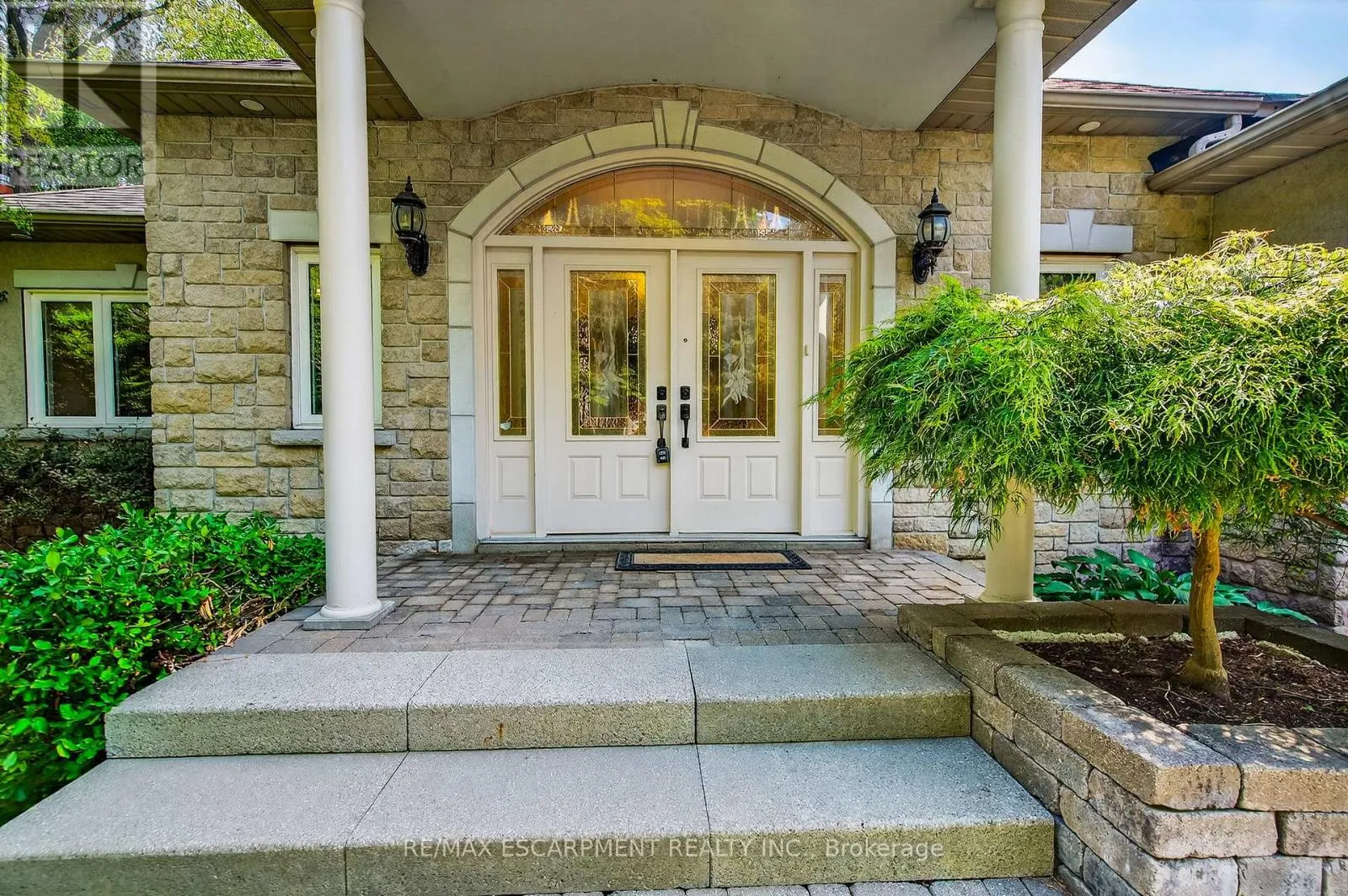 1262 MISSISSAUGA ROAD