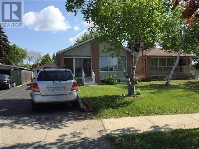 (MAIN FLOOR) - 24 FARR AVENUE