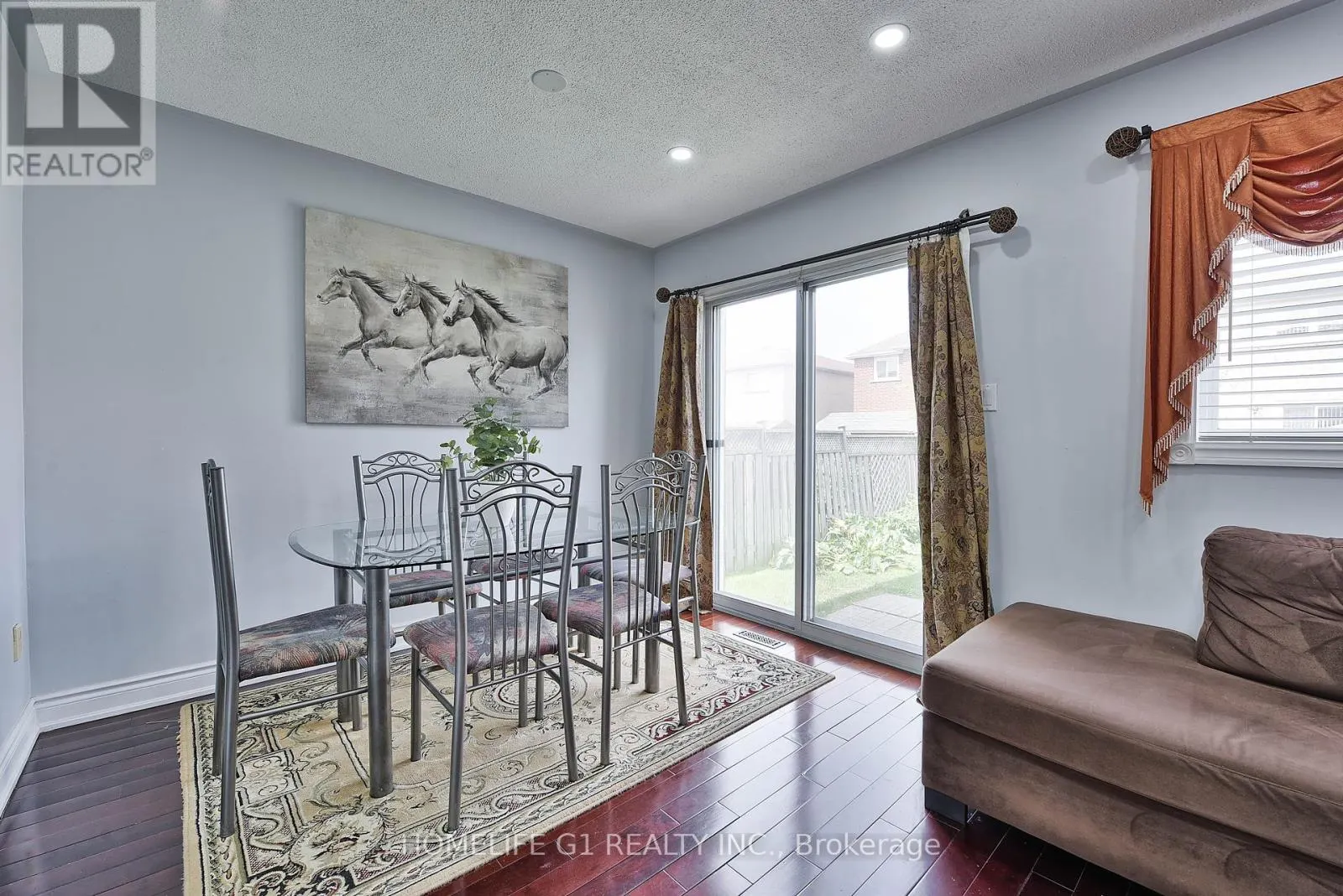 3817 DENSBURY DRIVE