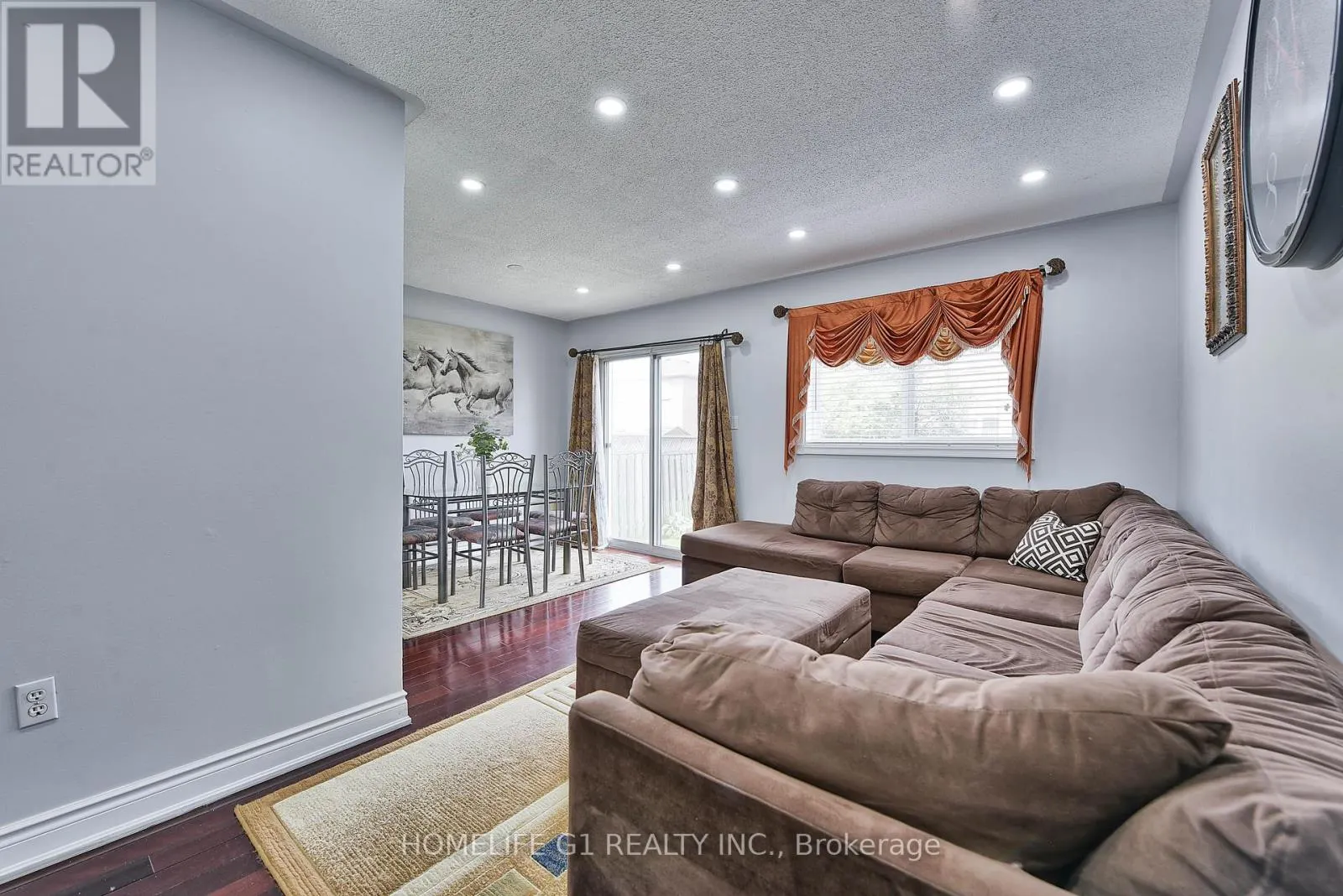 3817 DENSBURY DRIVE