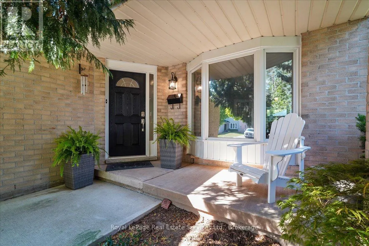 471 DEERHURST DRIVE
