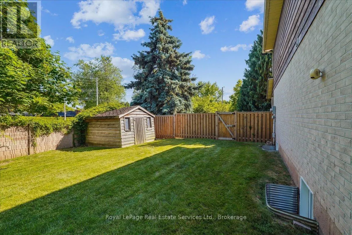 471 DEERHURST DRIVE