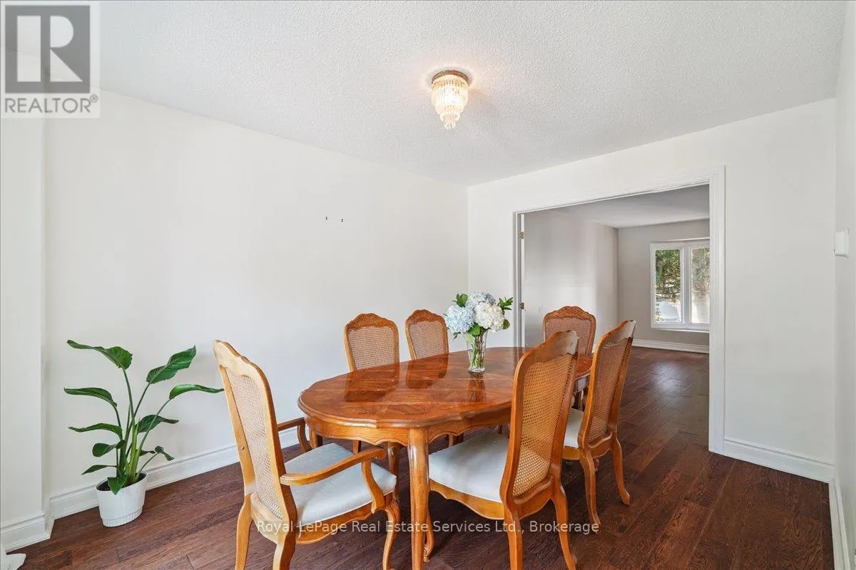 471 DEERHURST DRIVE