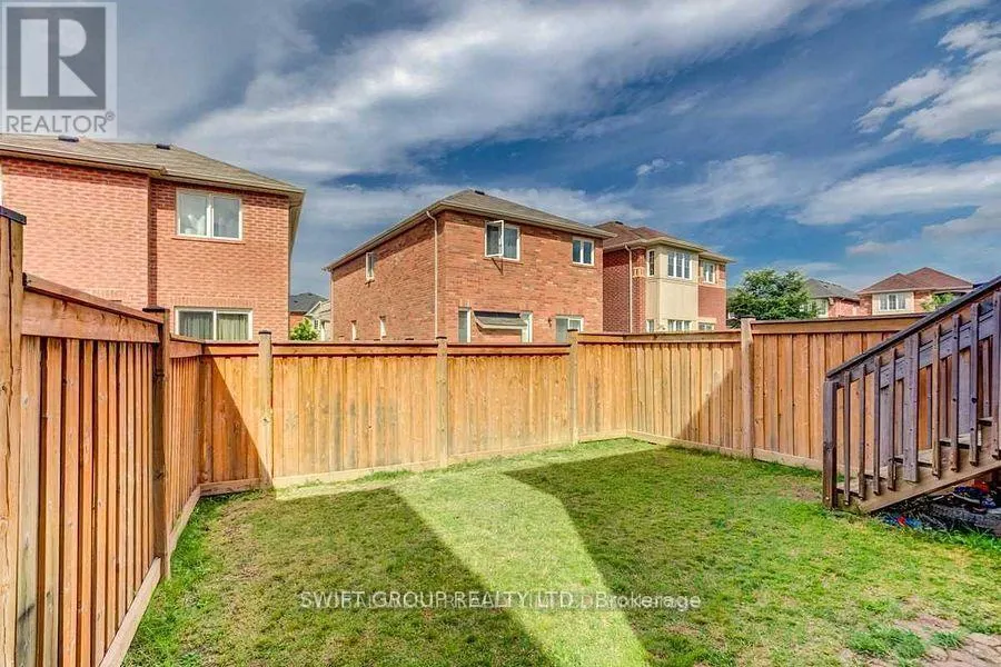 86 CHECKERBERRY CRESCENT